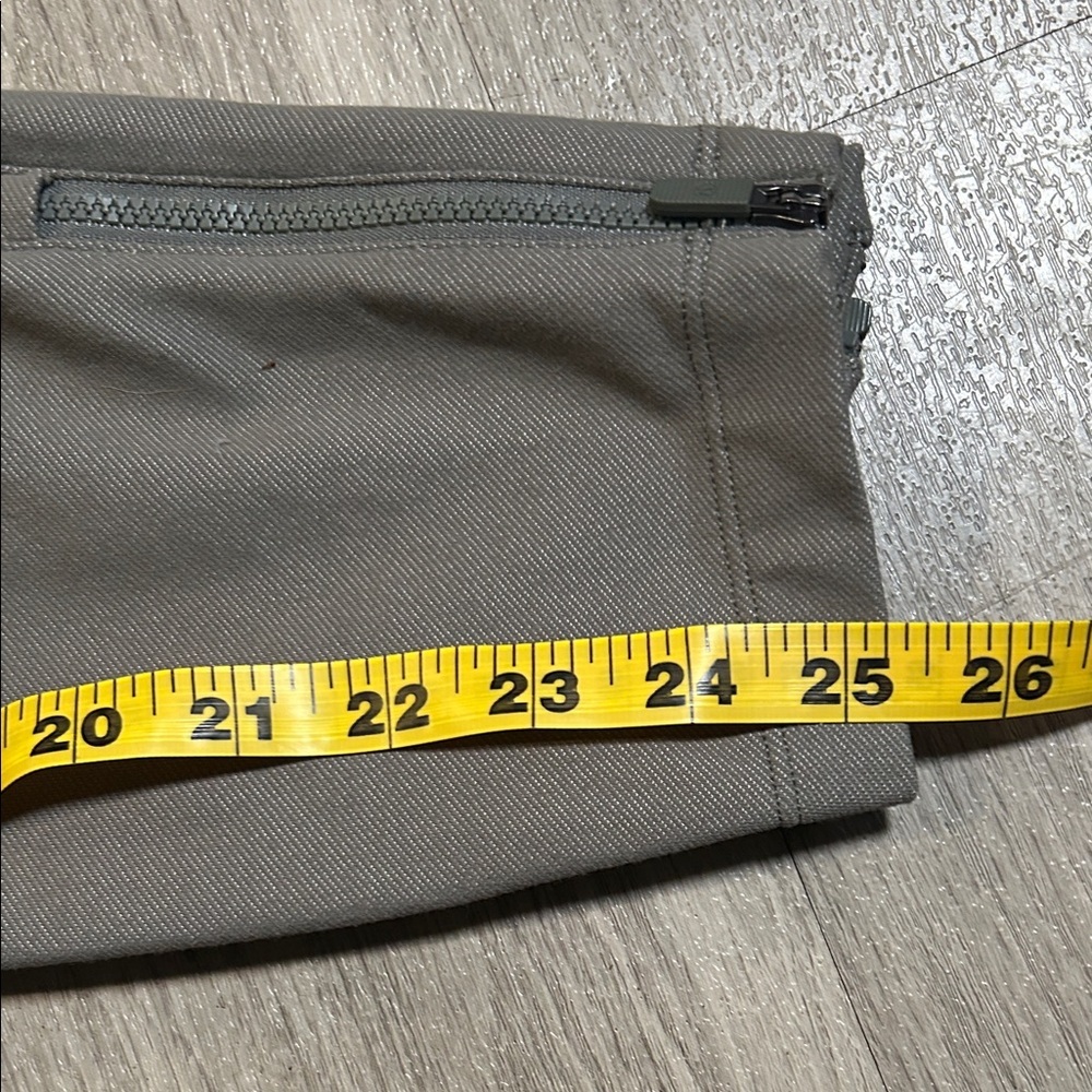 Lululemon Athletica Olive Cargo Leggings - Picture 13 of 15
